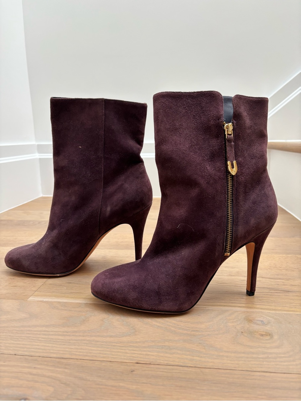 Joan & David Women's Plum Suede Ankle Boots with Side Zip - Size 11